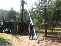 08 Montaż kolumny rur studziennych