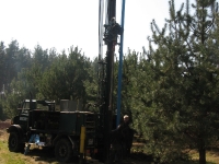 09 Montaż kolumny rur studziennych